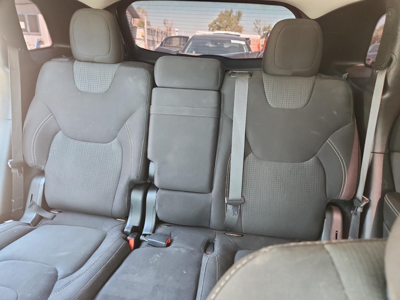 2016 Jeep Cherokee Latitude VIN: 1C4PJMCS9GW204965 Lot: 80809445