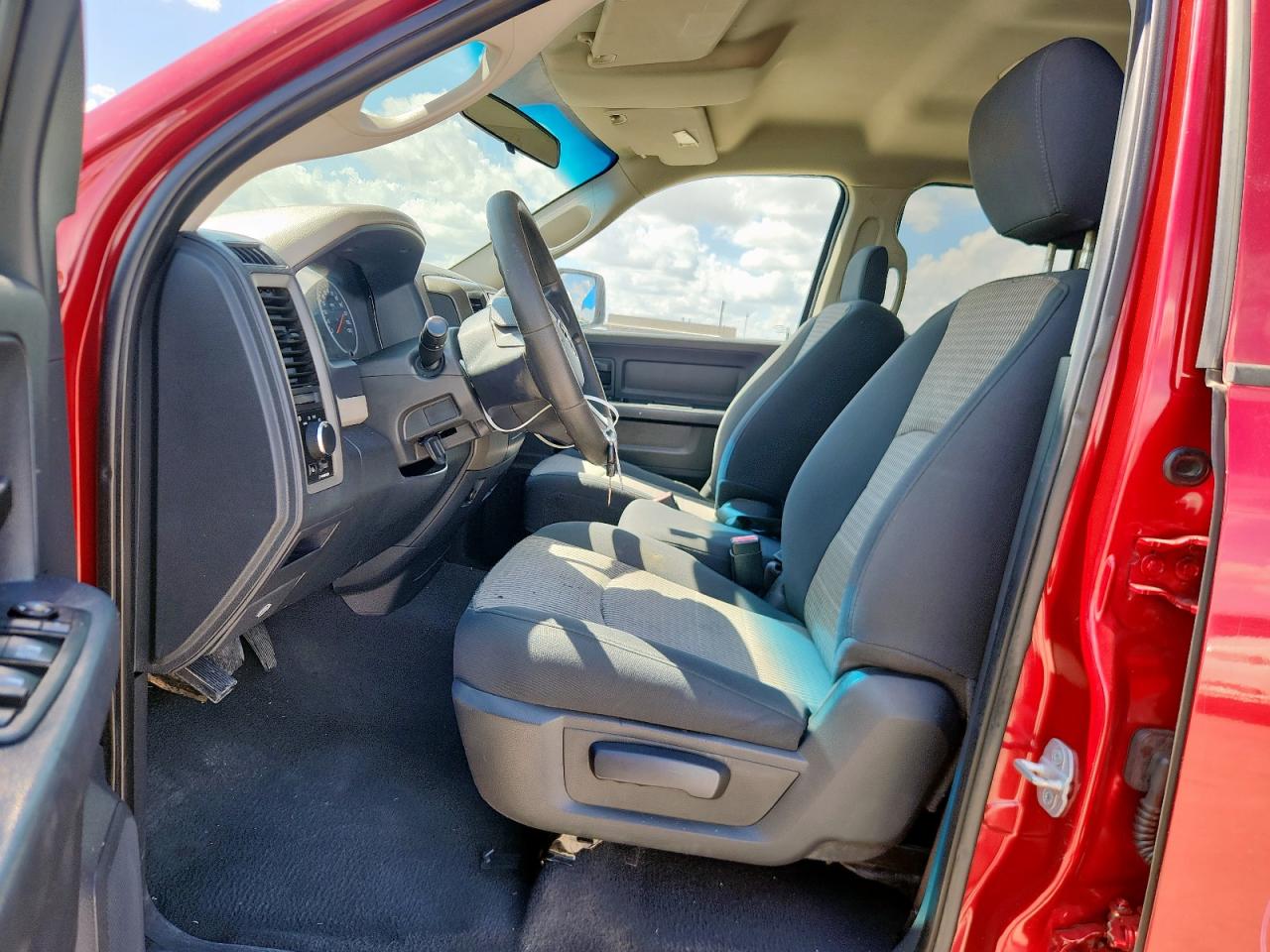 2010 Dodge Ram 1500 VIN: 1D7RB1GK1AS208947 Lot: 81506455