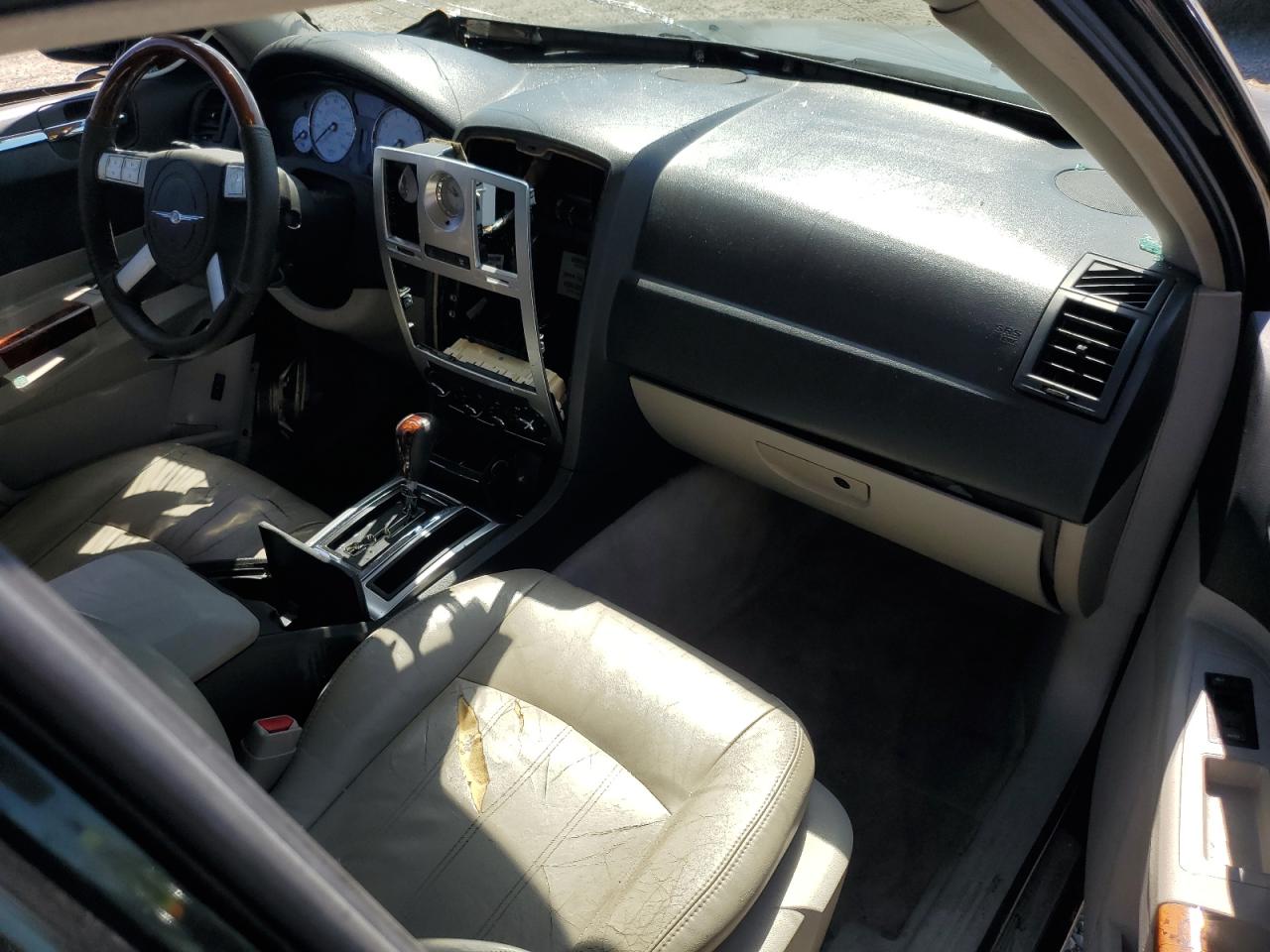 2005 Chrysler 300C VIN: 2C3AA63H25H150558 Lot: 81831055