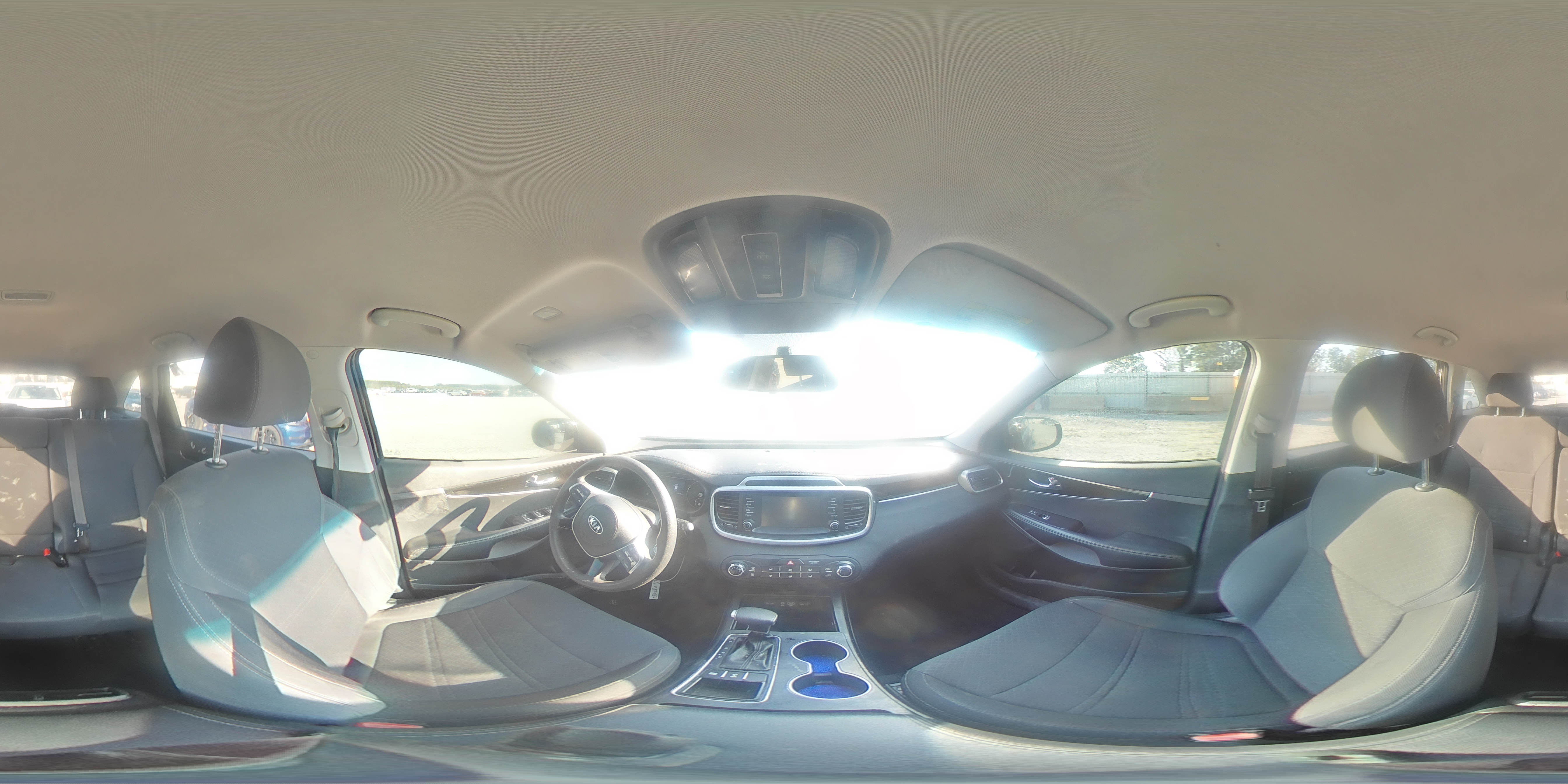 2020 Kia Sorento L VIN: 5XYPGDA31LG671640 Lot: 81290975