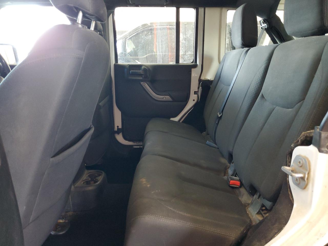 2016 Jeep Wrangler Unlimited Sport VIN: 1C4BJWKG9GL271490 Lot: 82067785