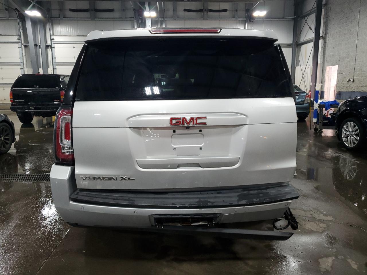 2015 GMC Yukon Xl K1500 Slt VIN: 1GKS2HKC8FR708109 Lot: 81560275