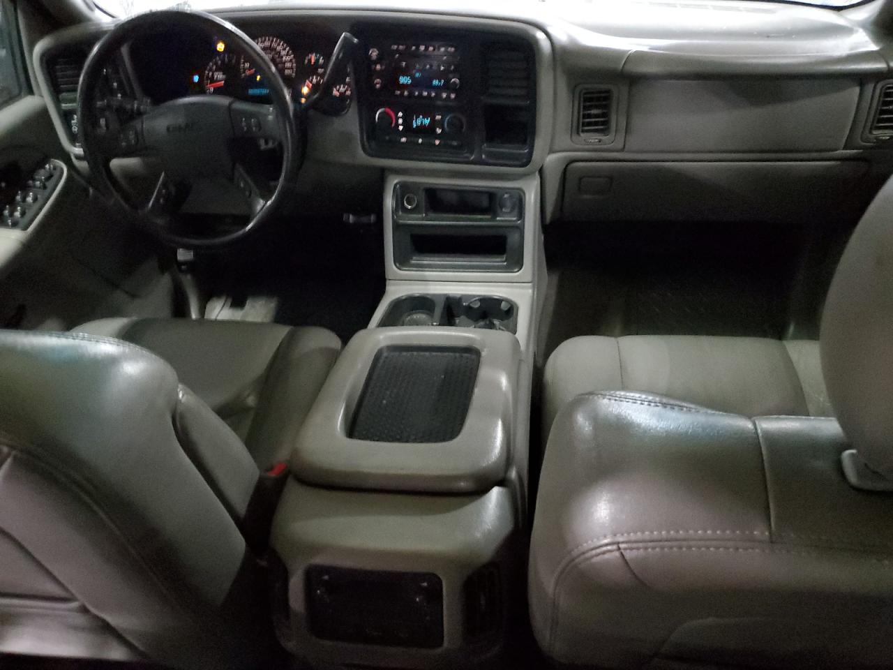 2006 GMC Sierra K2500 Heavy Duty VIN: 1GTHK23U56F176460 Lot: 81754455