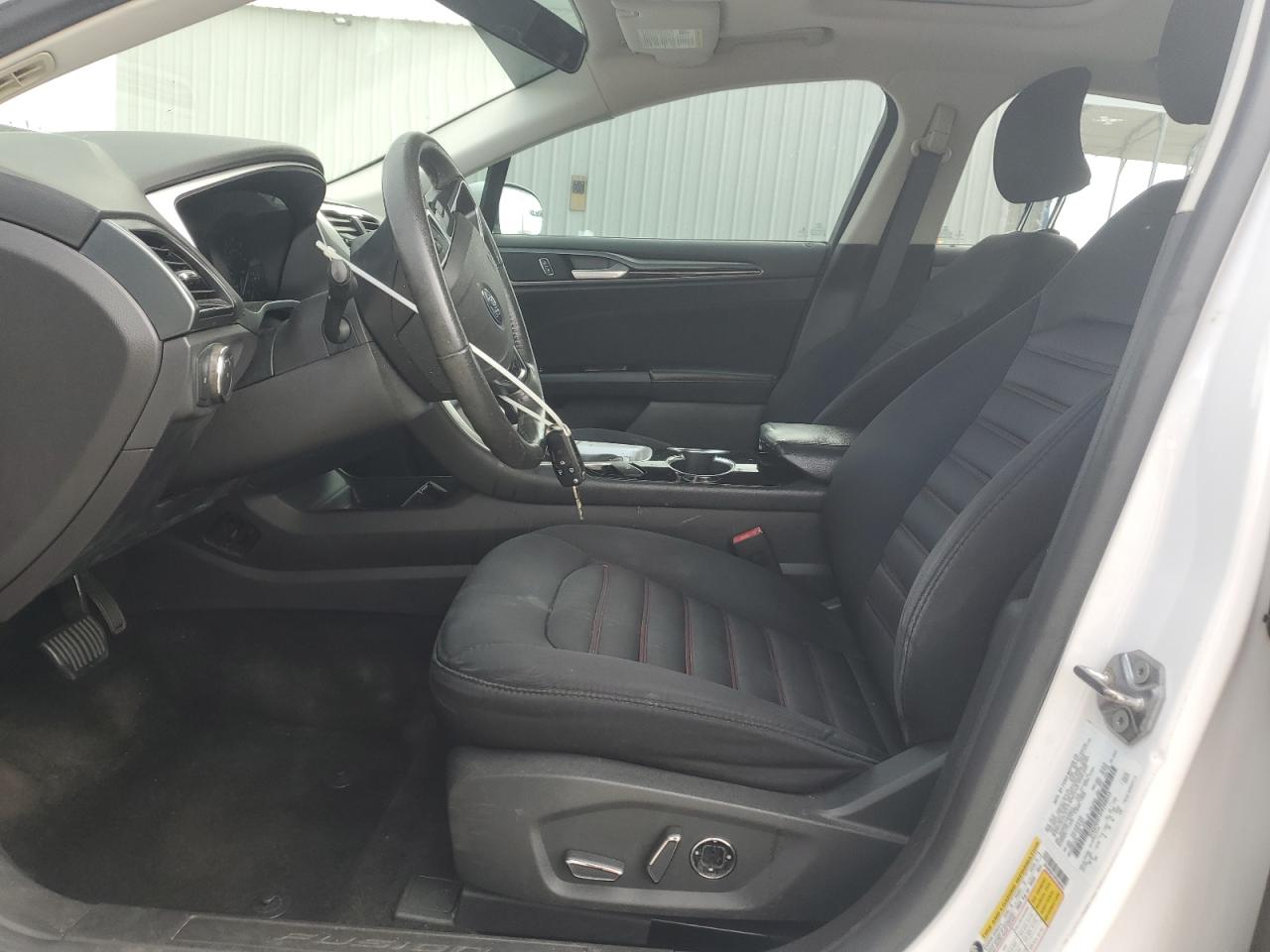 2015 Ford Fusion Se VIN: 3FA6P0H73FR288053 Lot: 84235505