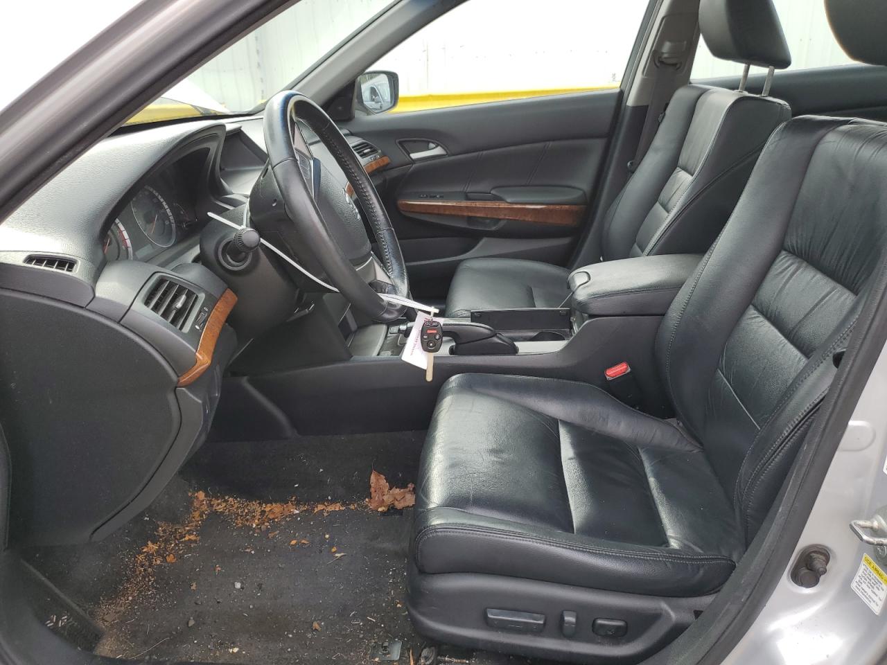 2012 Honda Accord Exl VIN: 1HGCP3F80CA014925 Lot: 84552115