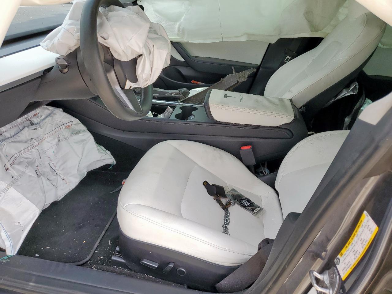 2021 Tesla Model 3 VIN: 5YJ3E1EAXMF875292 Lot: 84763685