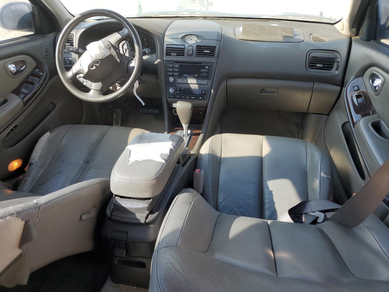 2001 Infiniti I30 VIN: JNKCA31AX1T030947 Lot: 84430185