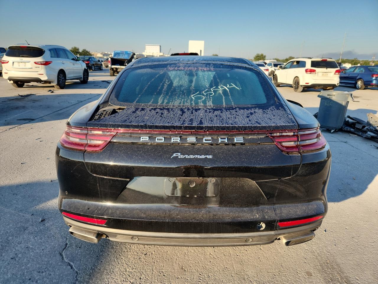 2018 Porsche Panamera 4 VIN: WP0AA2A72JL101243 Lot: 68663005