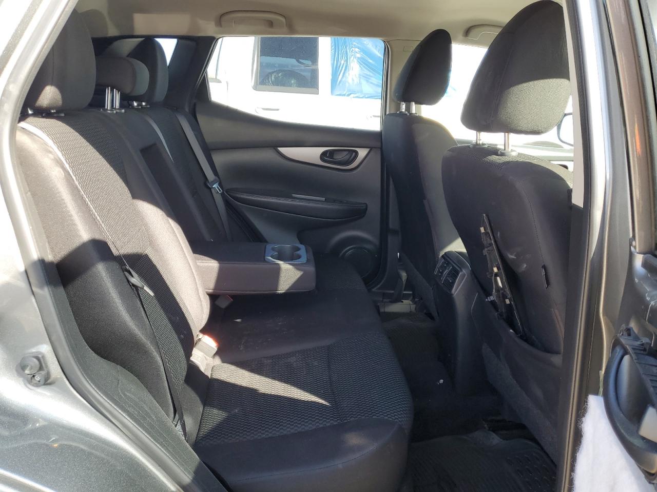 2018 Nissan Rogue Sport S VIN: JN1BJ1CR6JW268039 Lot: 84050905