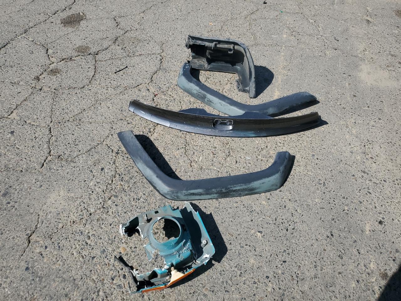 1998 Jeep Cherokee Sport VIN: 1J4FJ68S1WL200502 Lot: 81717195