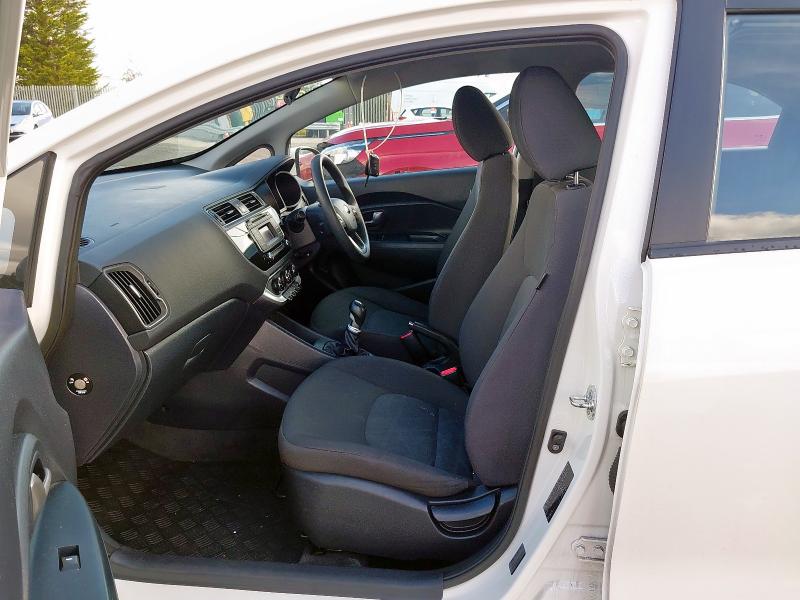 2015 KIA RIO 1