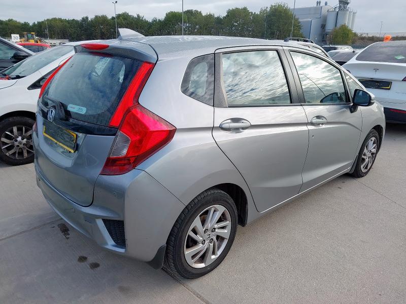 2015 HONDA JAZZ SE I-VTEC 