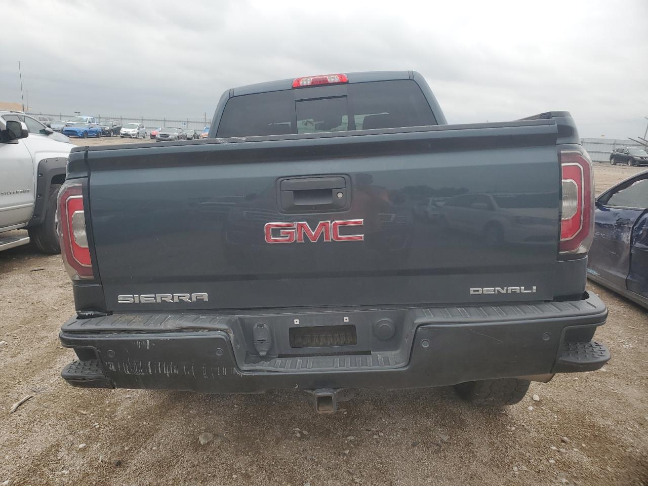2018 GMC Sierra K1500 Denali VIN: 3GTU2PEJ0JG476767 Lot: 81569075