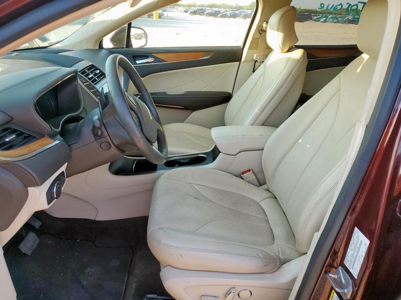 2016 Lincoln Mkc Reserve VIN: 5LMTJ3DH8GUJ23701 Lot: 81040985