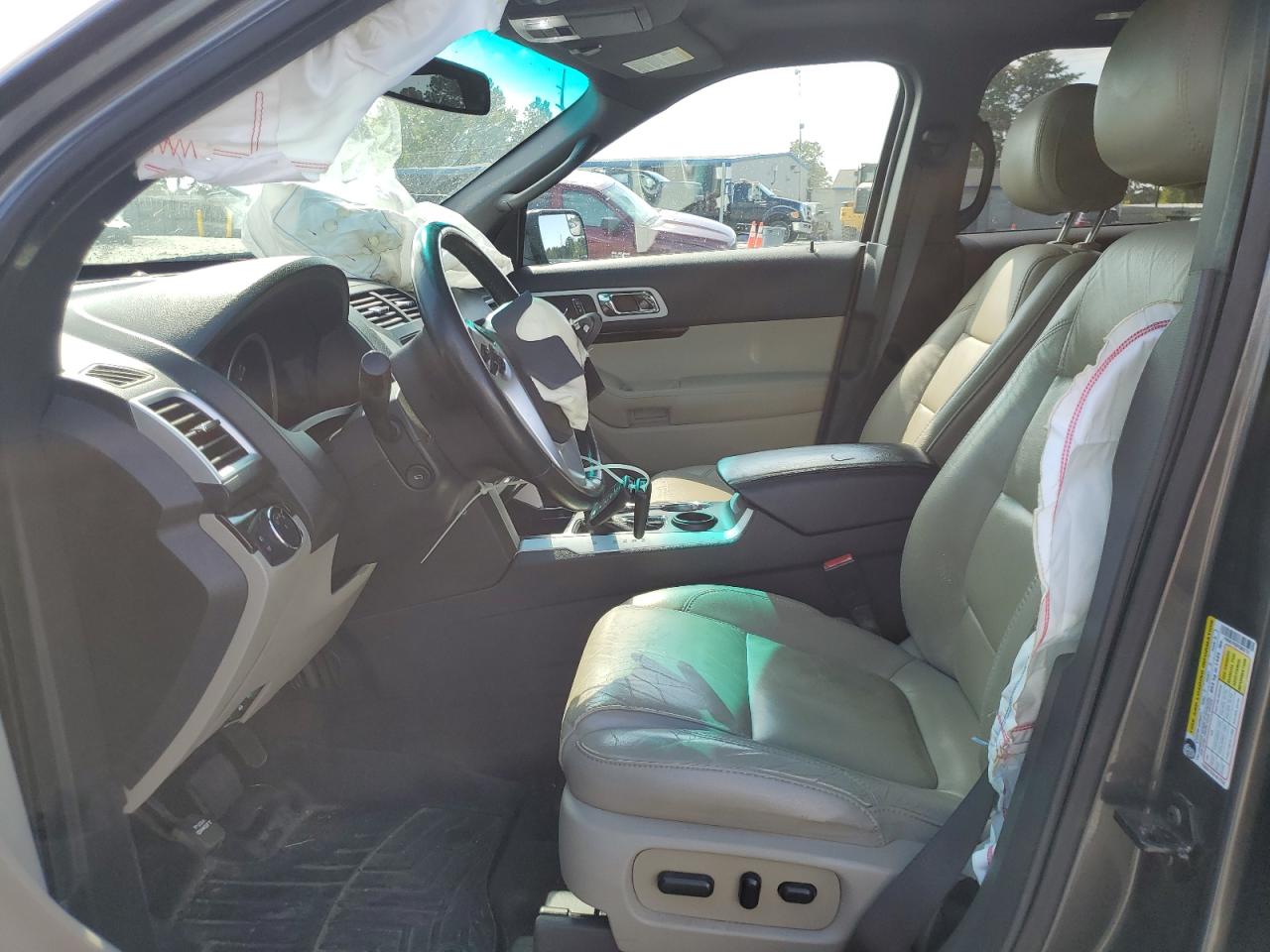 2015 Ford Explorer Limited VIN: 1FM5K7F8XFGB82727 Lot: 72050105