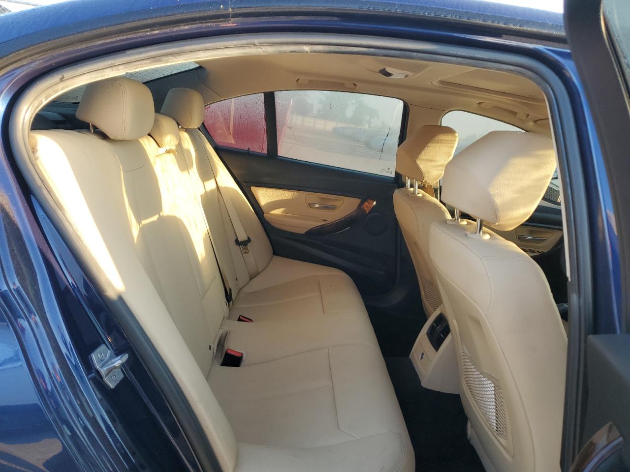 2018 BMW 320 I VIN: WBA8E1G56JNU89176 Lot: 81270525