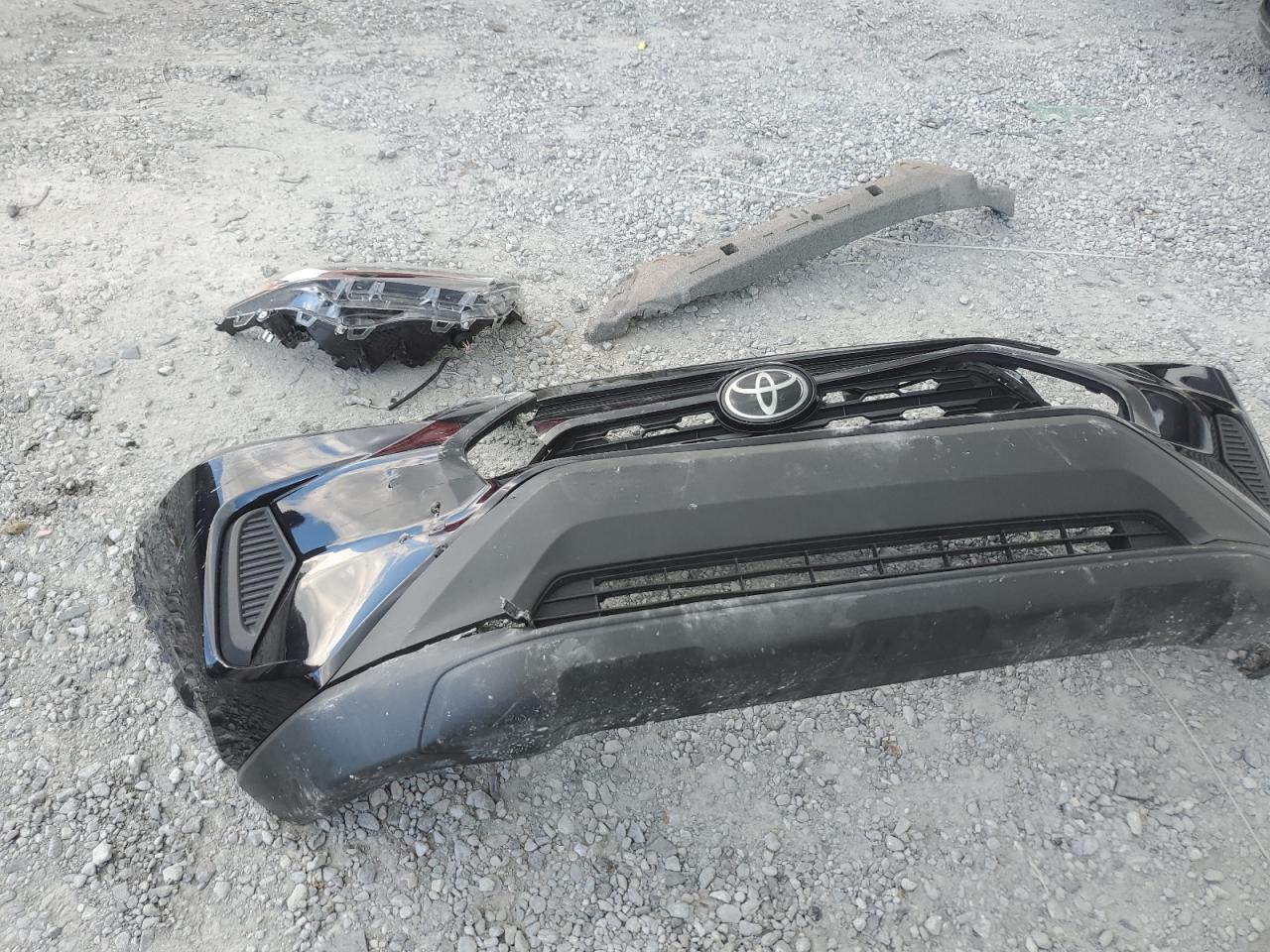 2022 Toyota Rav4 Xle VIN: 2T3W1RFV8NW190552 Lot: 81085815