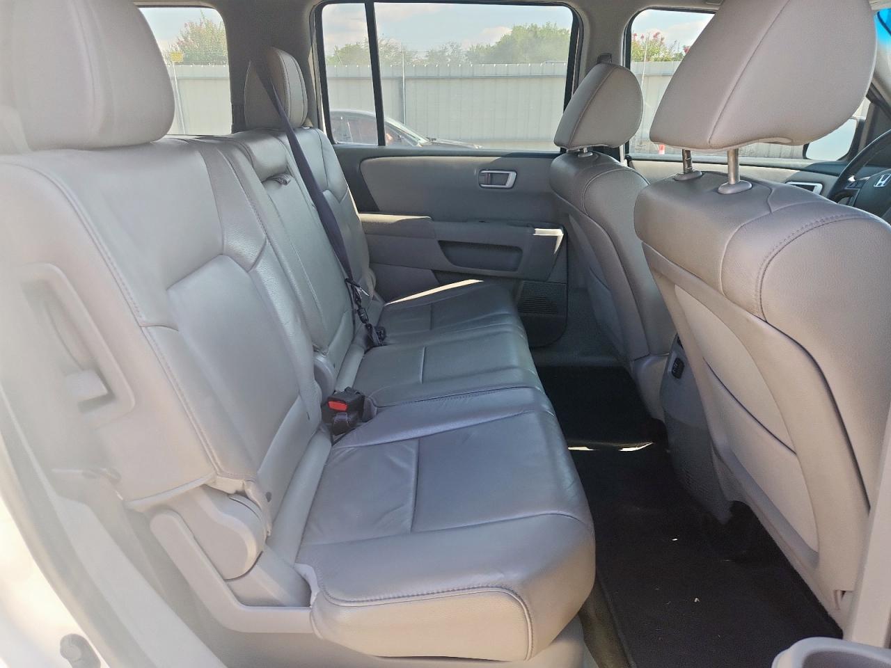 2015 Honda Pilot Exl VIN: 5FNYF3H56FB003692 Lot: 81833905