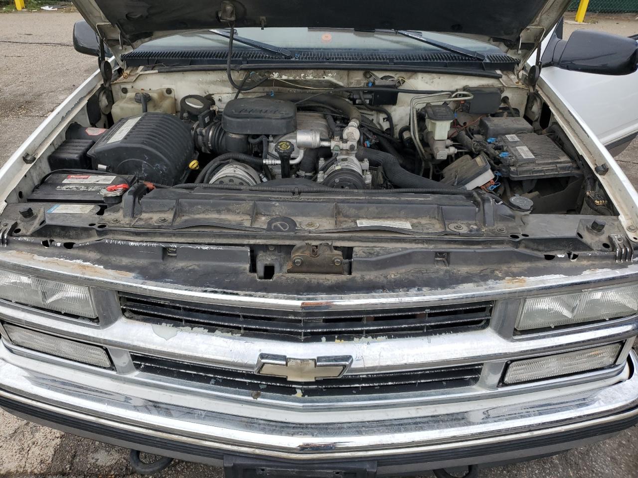 1999 Chevrolet Gmt-400 K2500 VIN: 1GCGK23J5XF008885 Lot: 80650975