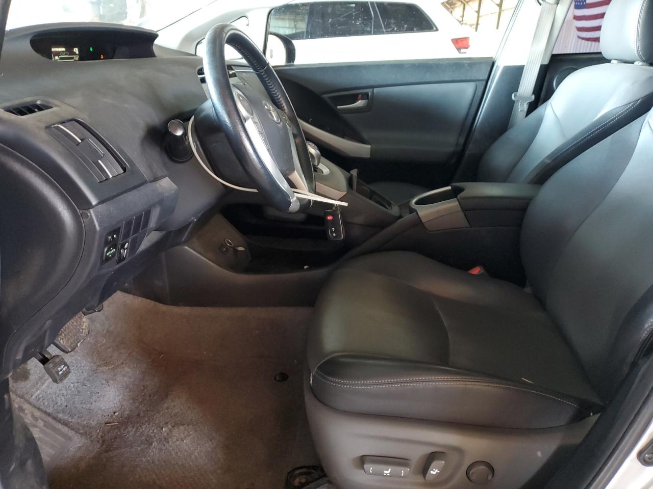 2014 Toyota Prius VIN: JTDKN3DU0E1800310 Lot: 81728585