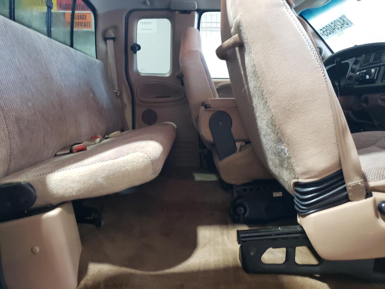 2000 Dodge Ram 1500 VIN: 3B7HF13Z4YG151769 Lot: 84264055