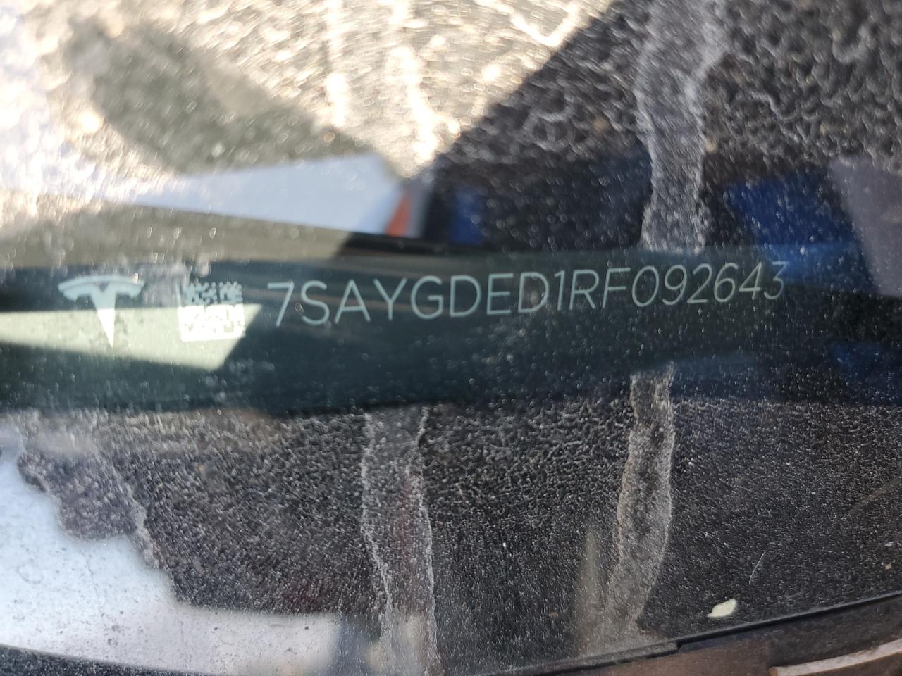 2024 Tesla Model Y VIN: 7SAYGDED1RF092643 Lot: 80813605