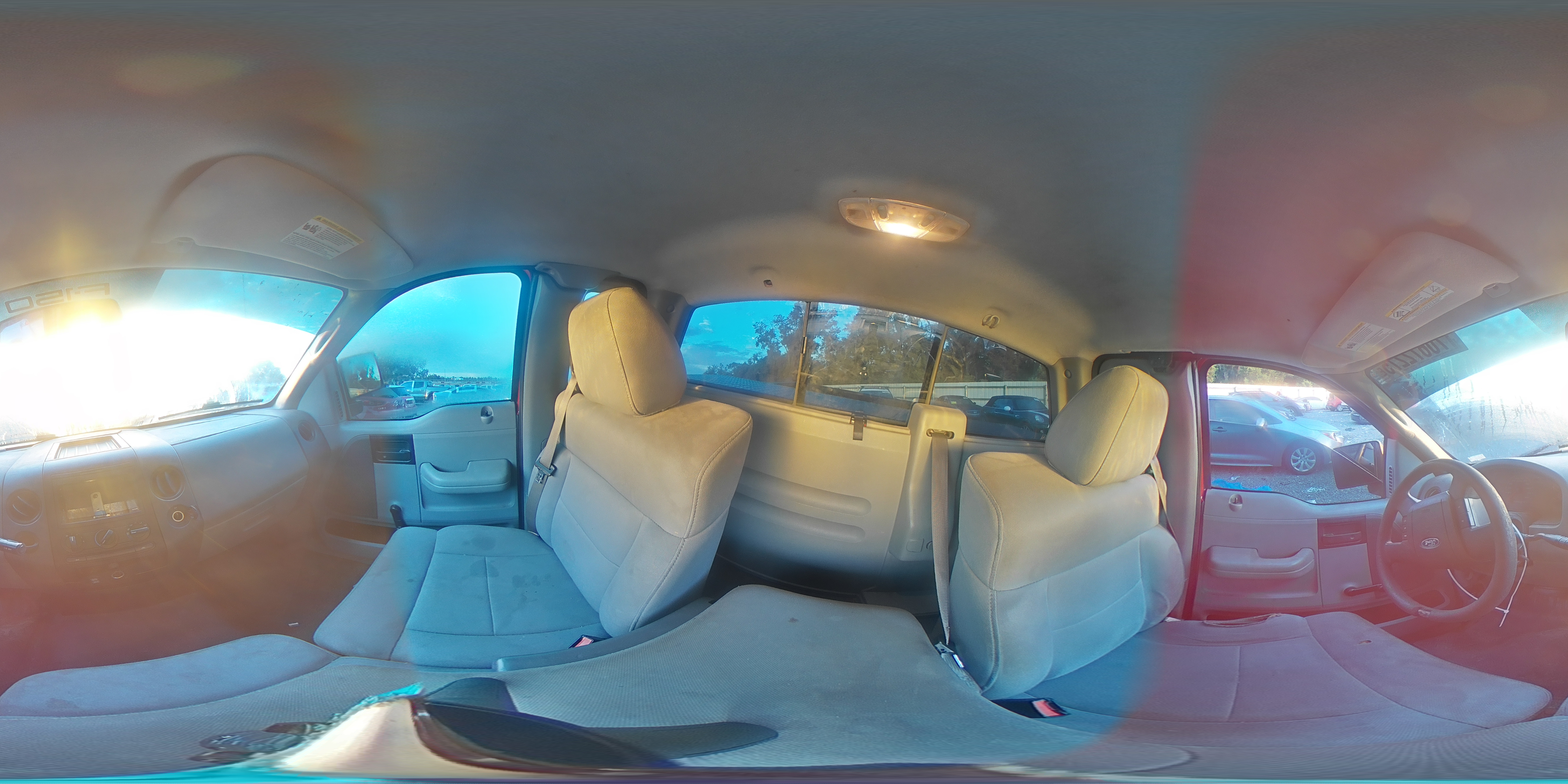 2005 Ford F150 VIN: 1FTRF12225NB94714 Lot: 70672275