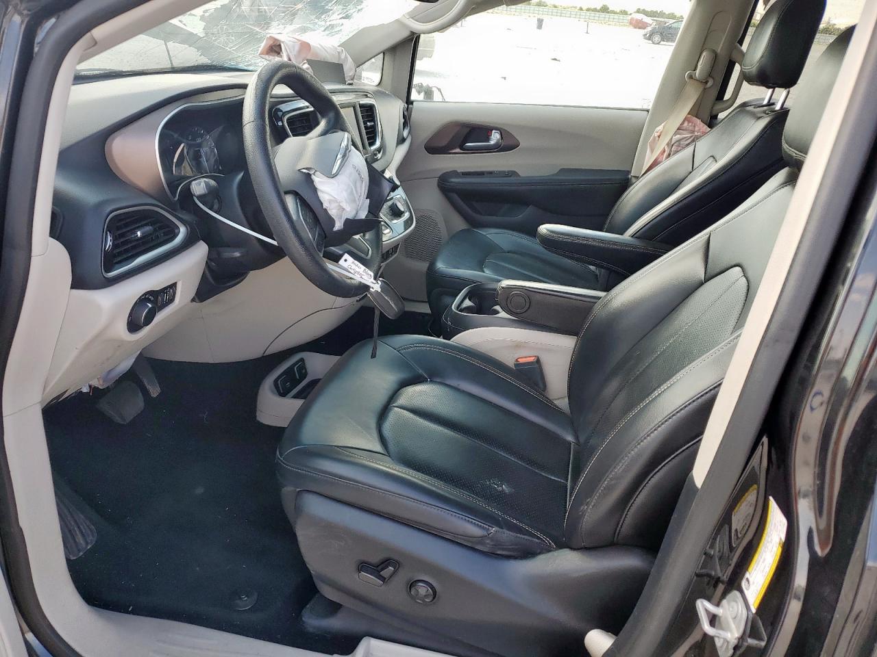 2020 Chrysler Voyager Lxi VIN: 2C4RC1DG9LR171965 Lot: 84765535