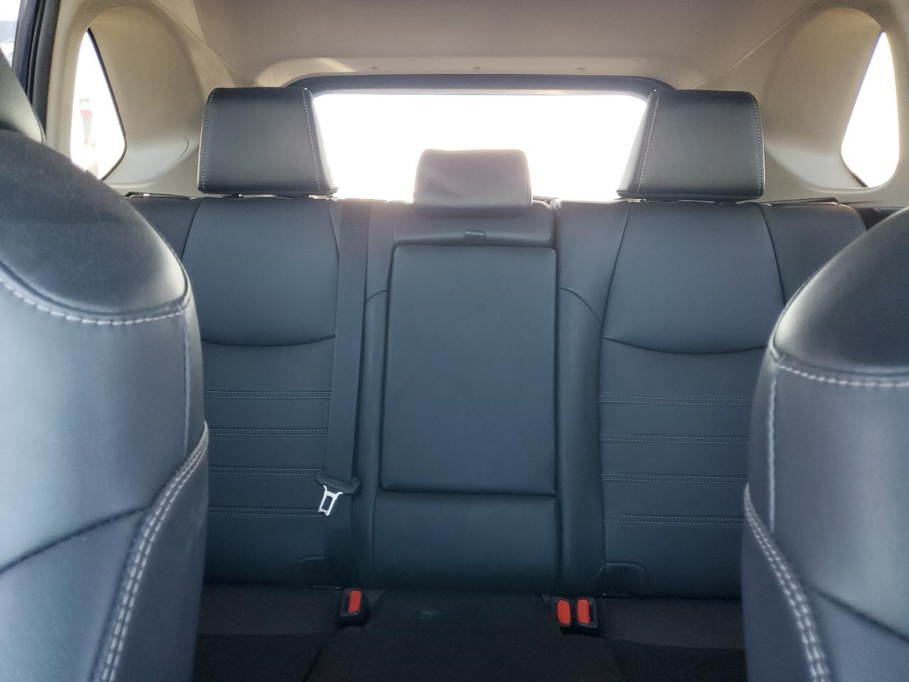 2020 Toyota Rav4 Xle Premium VIN: 2T3A1RFV4LC123908 Lot: 81759395