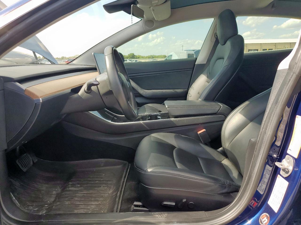 2018 Tesla Model 3 VIN: 5YJ3E1EA3JF108945 Lot: 82127615