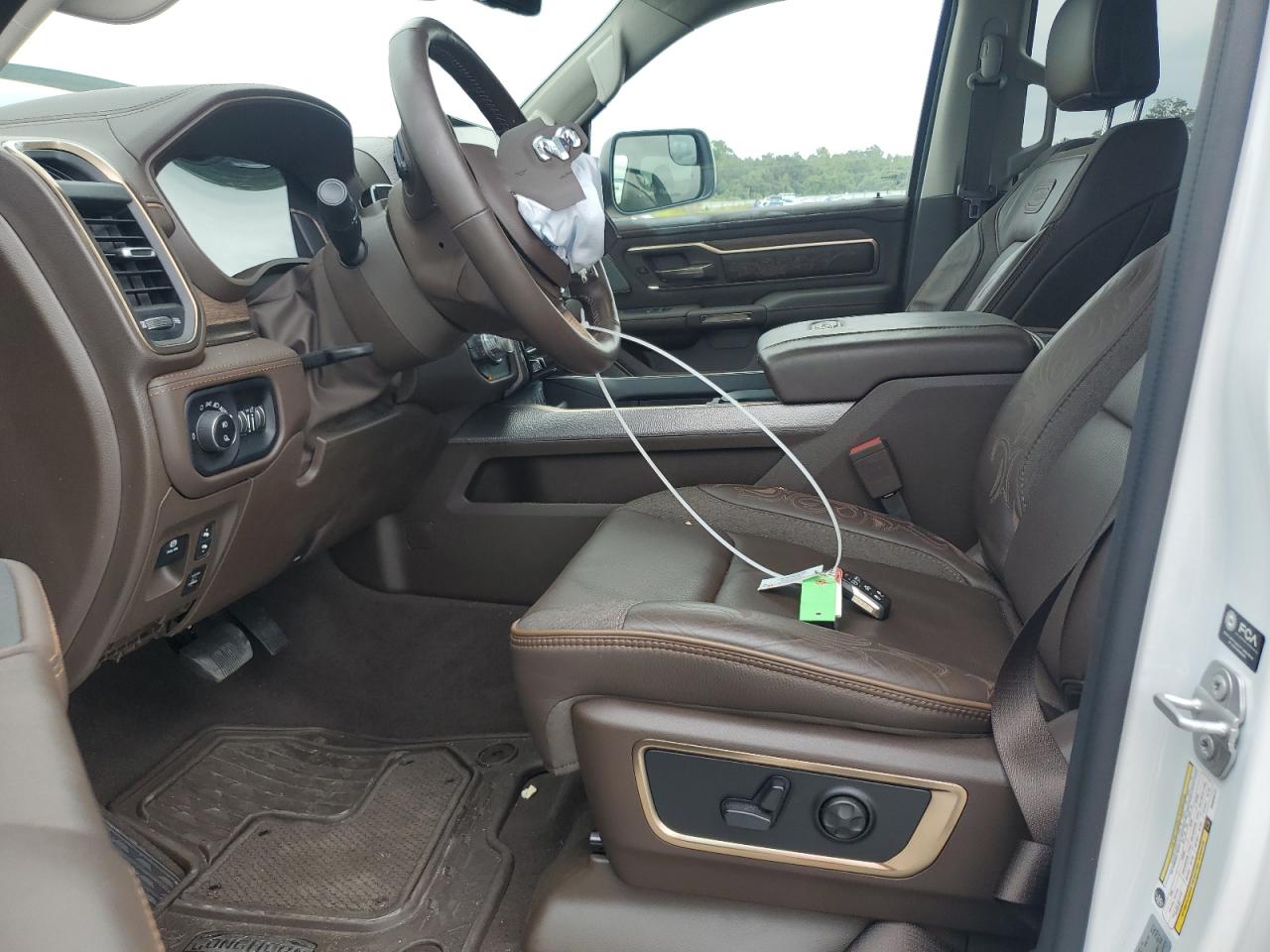 2025 Ram 1500 Limited VIN: 1C6SRFHP7SN699417 Lot: 84570515