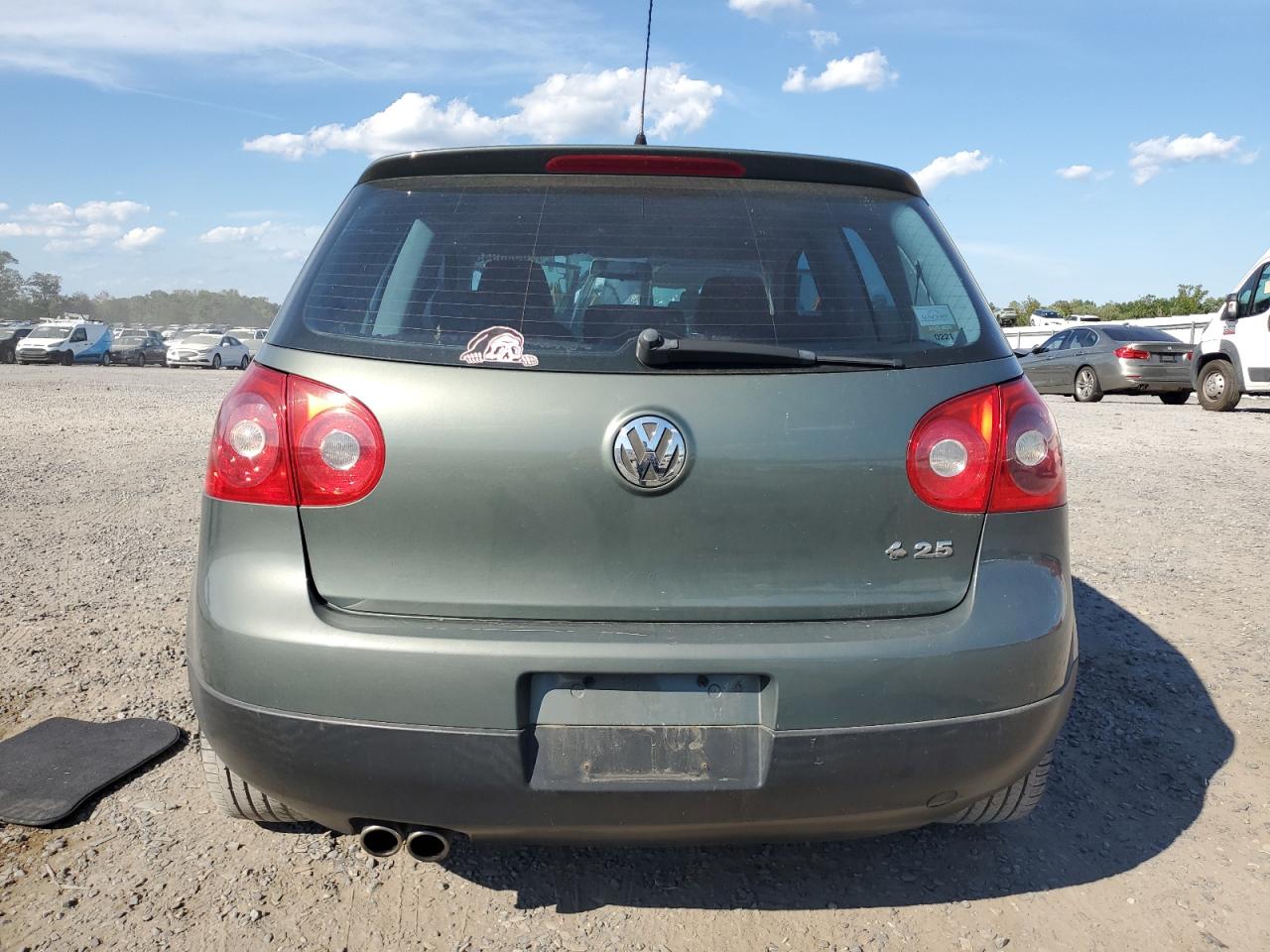 2008 Volkswagen Rabbit VIN: WVWBA71K18W206483 Lot: 70593945