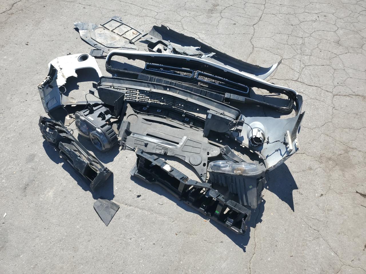 2019 Dodge Challenger Sxt VIN: 2C3CDZAG4KH525227 Lot: 71823285