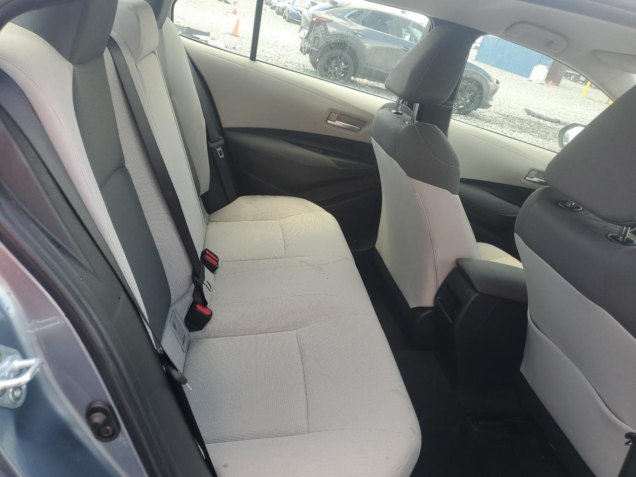 2021 Toyota Corolla Le VIN: JTDEAMDE2MJ033775 Lot: 80897795