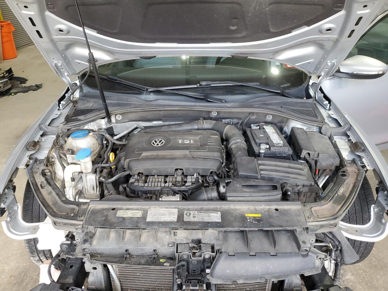 2017 Volkswagen Passat Se VIN: 1VWGT7A35HC009923 Lot: 70689475