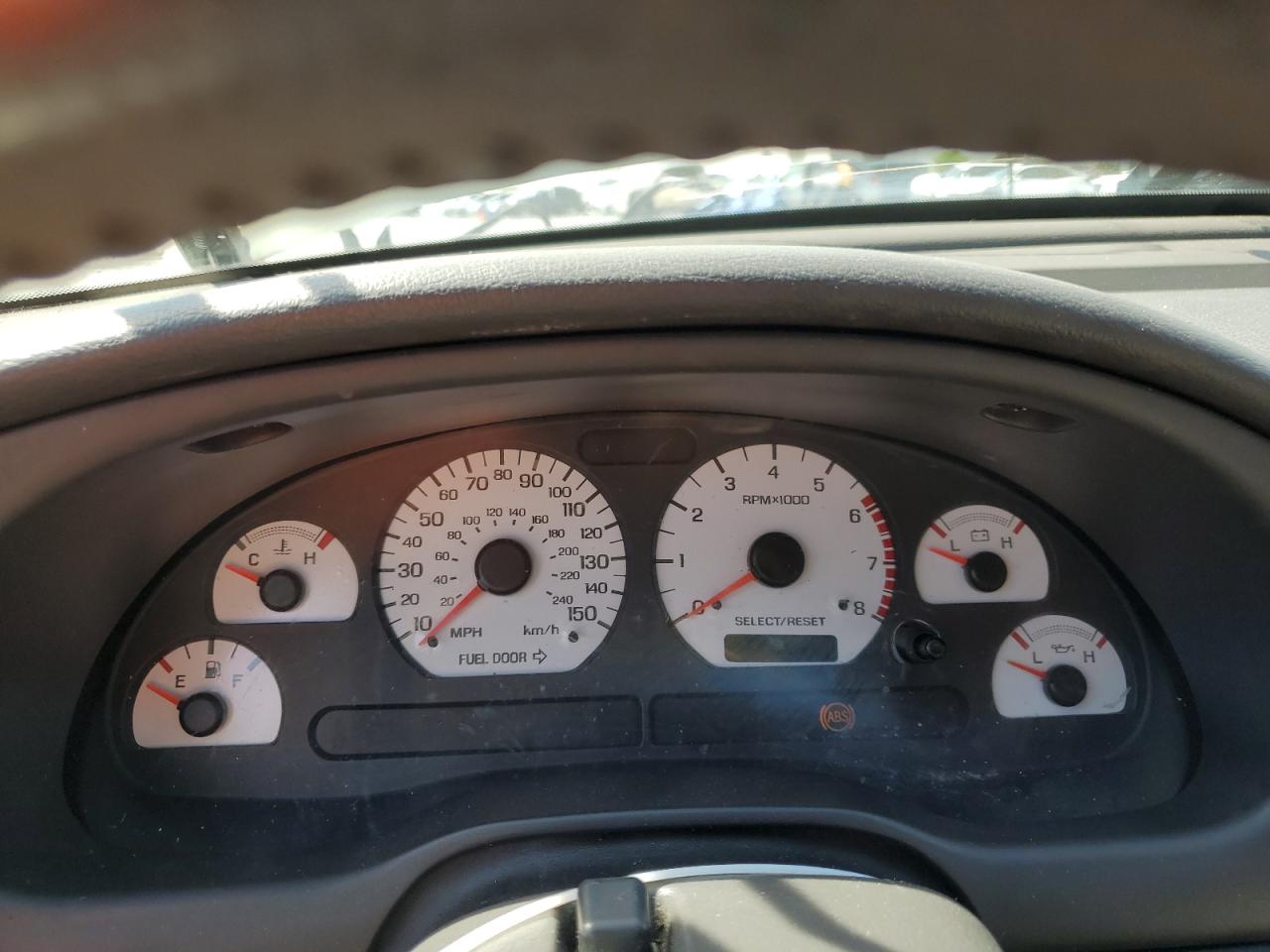 2002 Ford Mustang VIN: 1FAFP44422F112573 Lot: 84537645