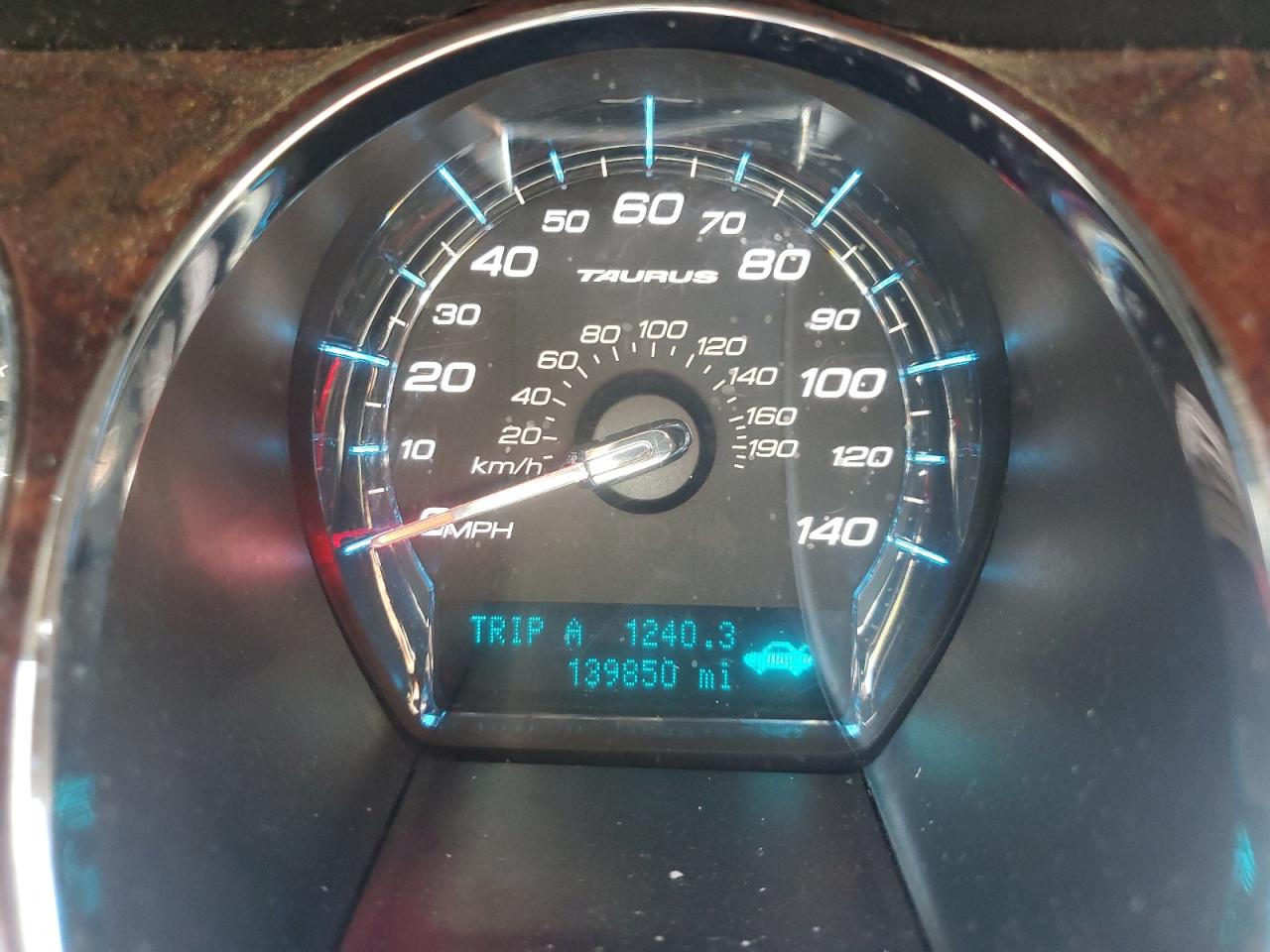 2010 Ford Taurus Sel VIN: 1FAHP2EW0AG138594 Lot: 72095535