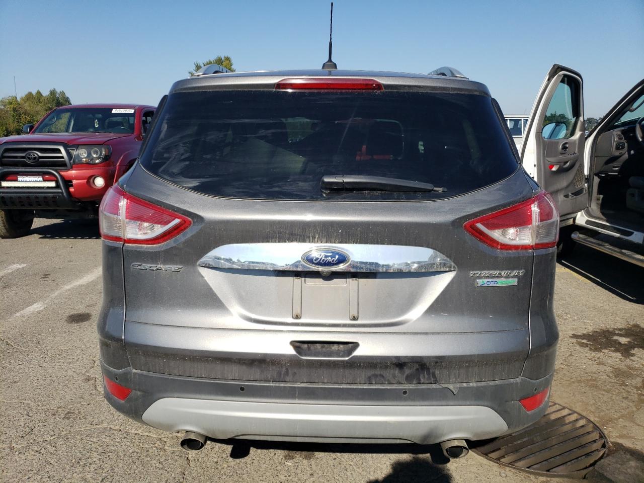 2014 Ford Escape Titanium VIN: 1FMCU0JX7EUB32777 Lot: 81600985