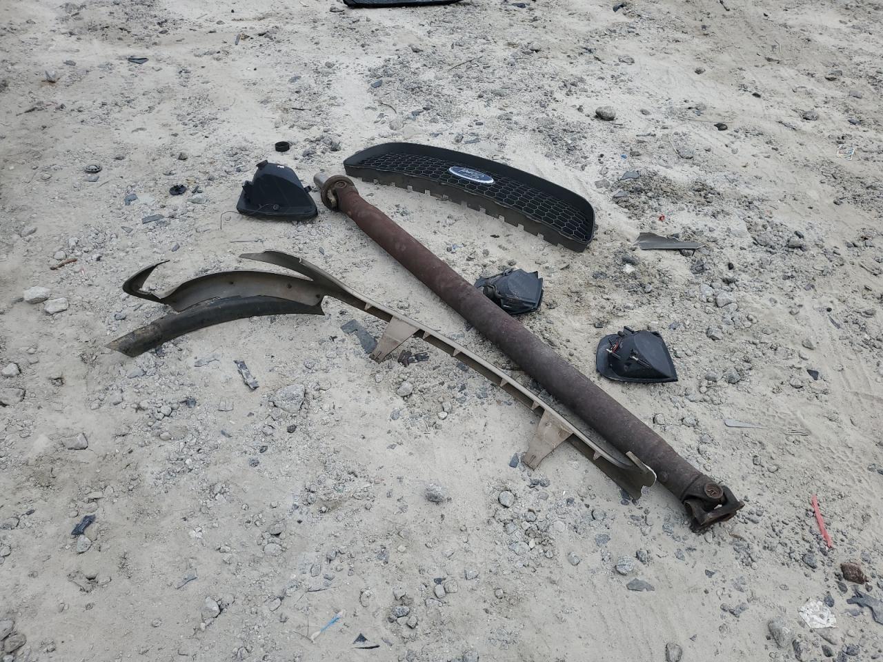 2002 Ford F150 VIN: 1FTRX18L42KB04604 Lot: 81893275