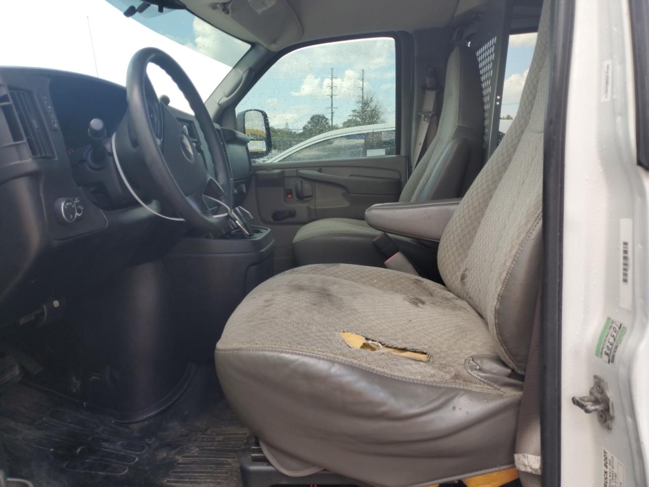 2008 Chevrolet Express G2500 VIN: 1GCGG25K981182772 Lot: 70751575