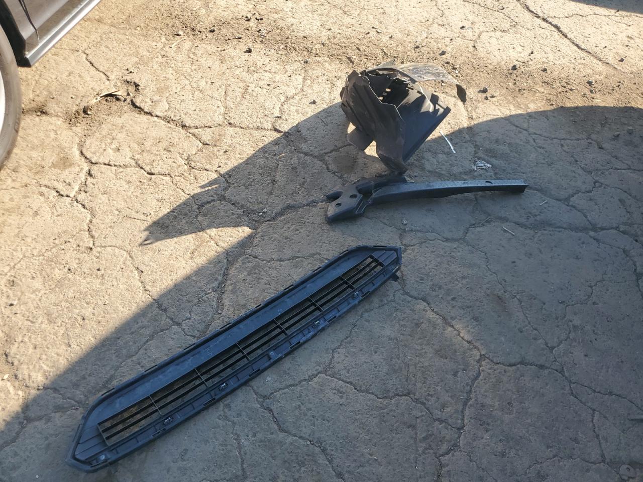 2011 Toyota Highlander Base VIN: 5TDBK3EH9BS053122 Lot: 71004835