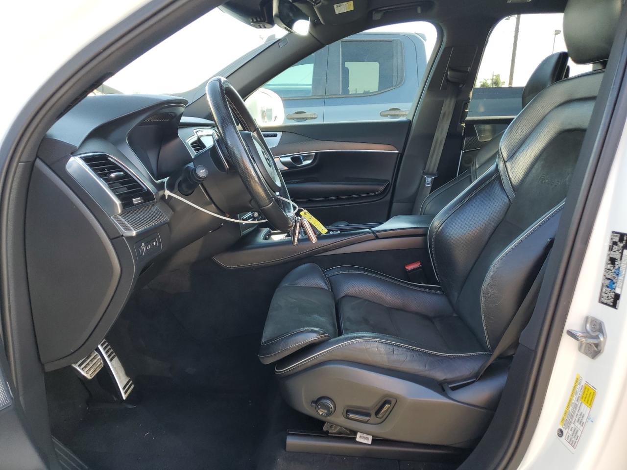 2017 Volvo Xc90 T8 VIN: YV4BC0PM5H1173864 Lot: 84403095