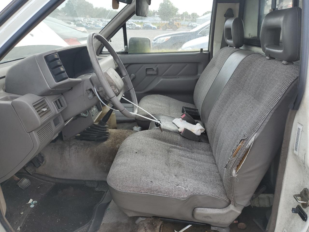 1990 Isuzu Conventional Short Bed VIN: JAACL11L3L7222277 Lot: 71275805