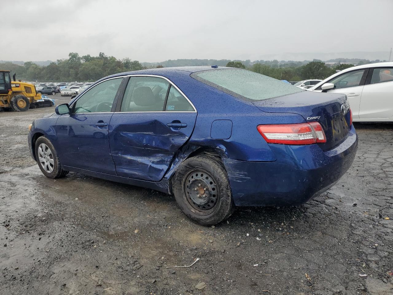2011 Toyota Camry Base blue null gas 4T1BF3EK0BU643104 photo #3