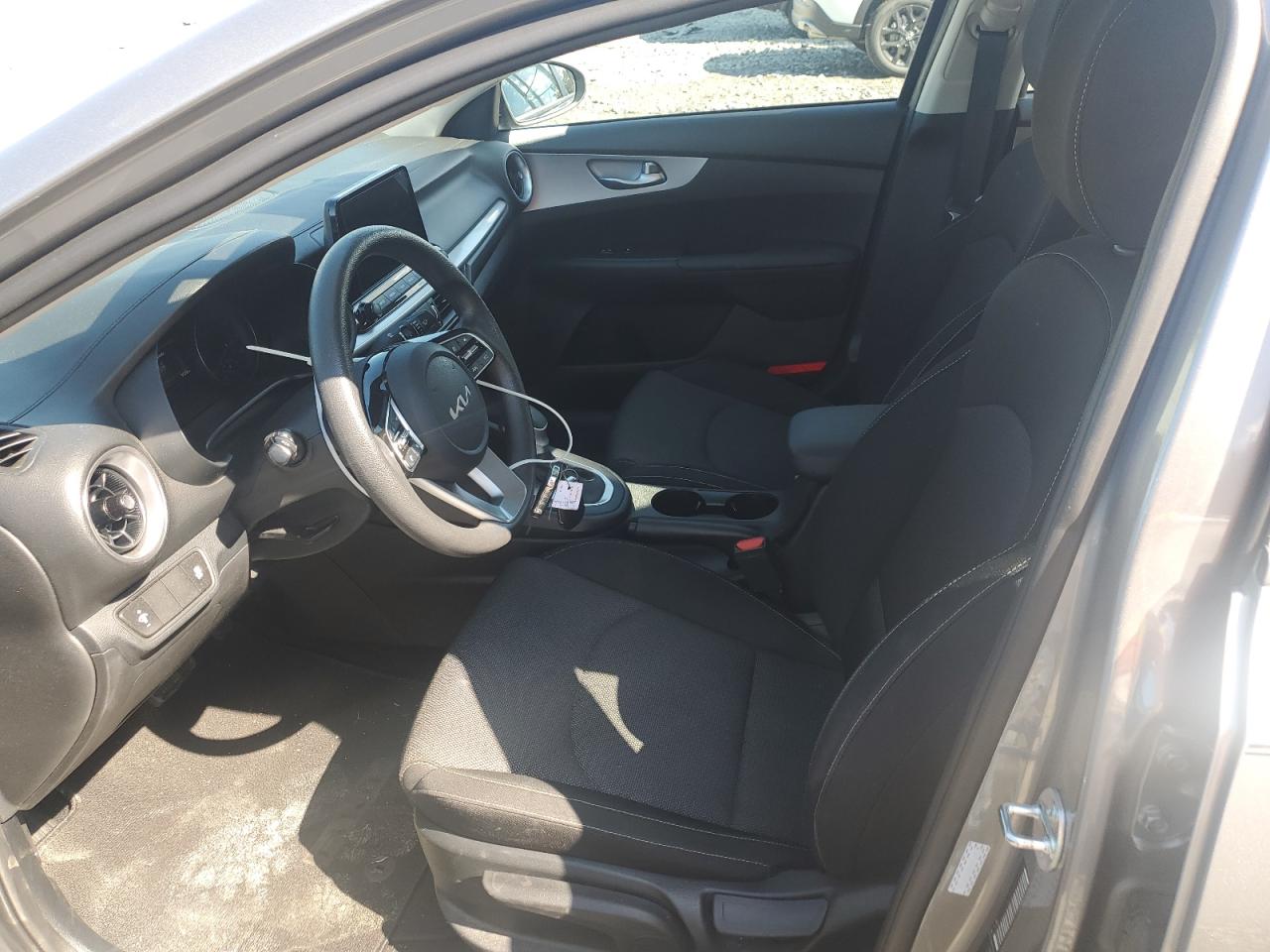 2024 Kia Forte Lx VIN: 3KPF24AD0RE747521 Lot: 83938885