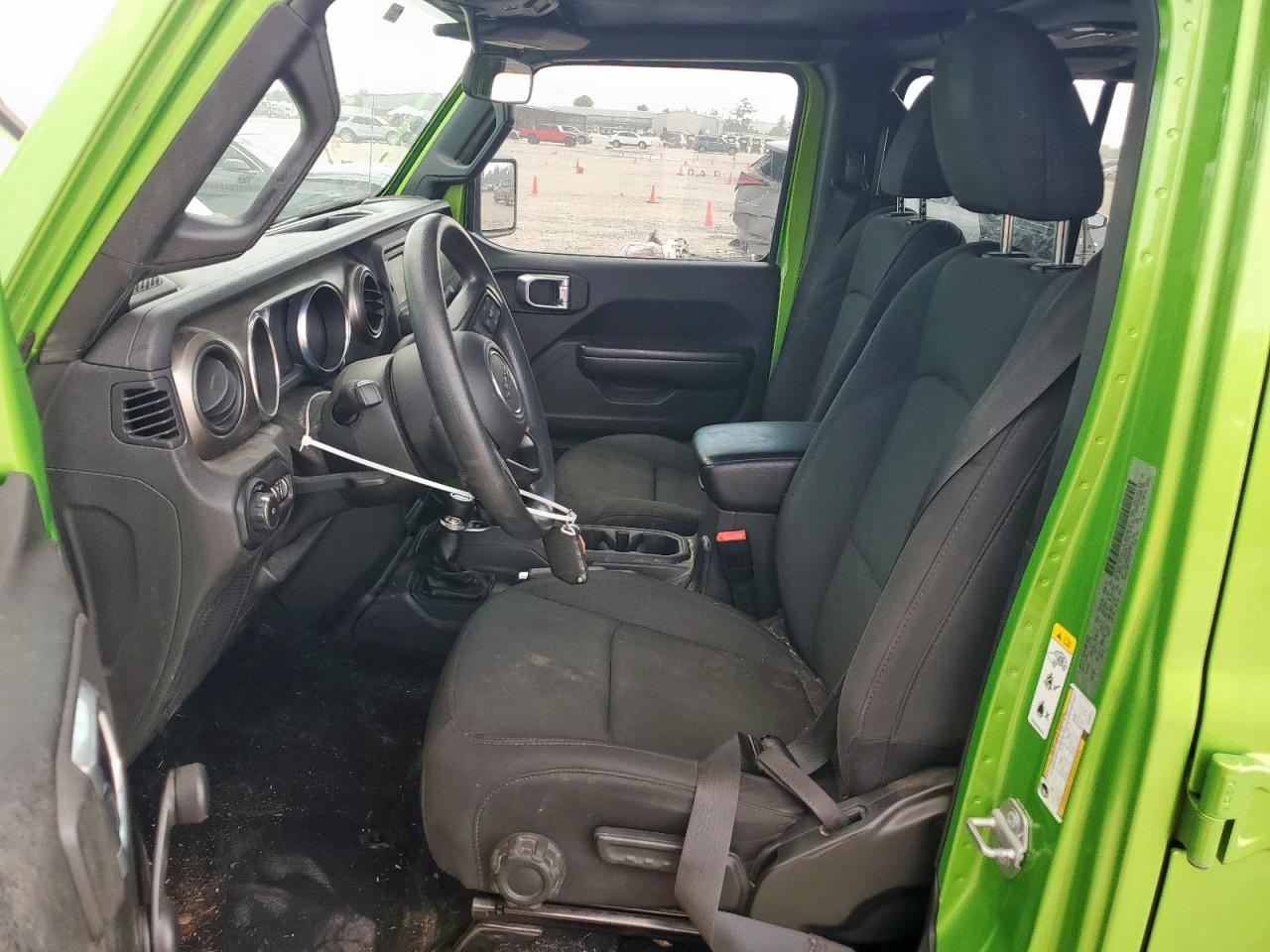 2018 Jeep Wrangler Unlimited Sport VIN: 1C4HJXDN0JW286915 Lot: 84737245