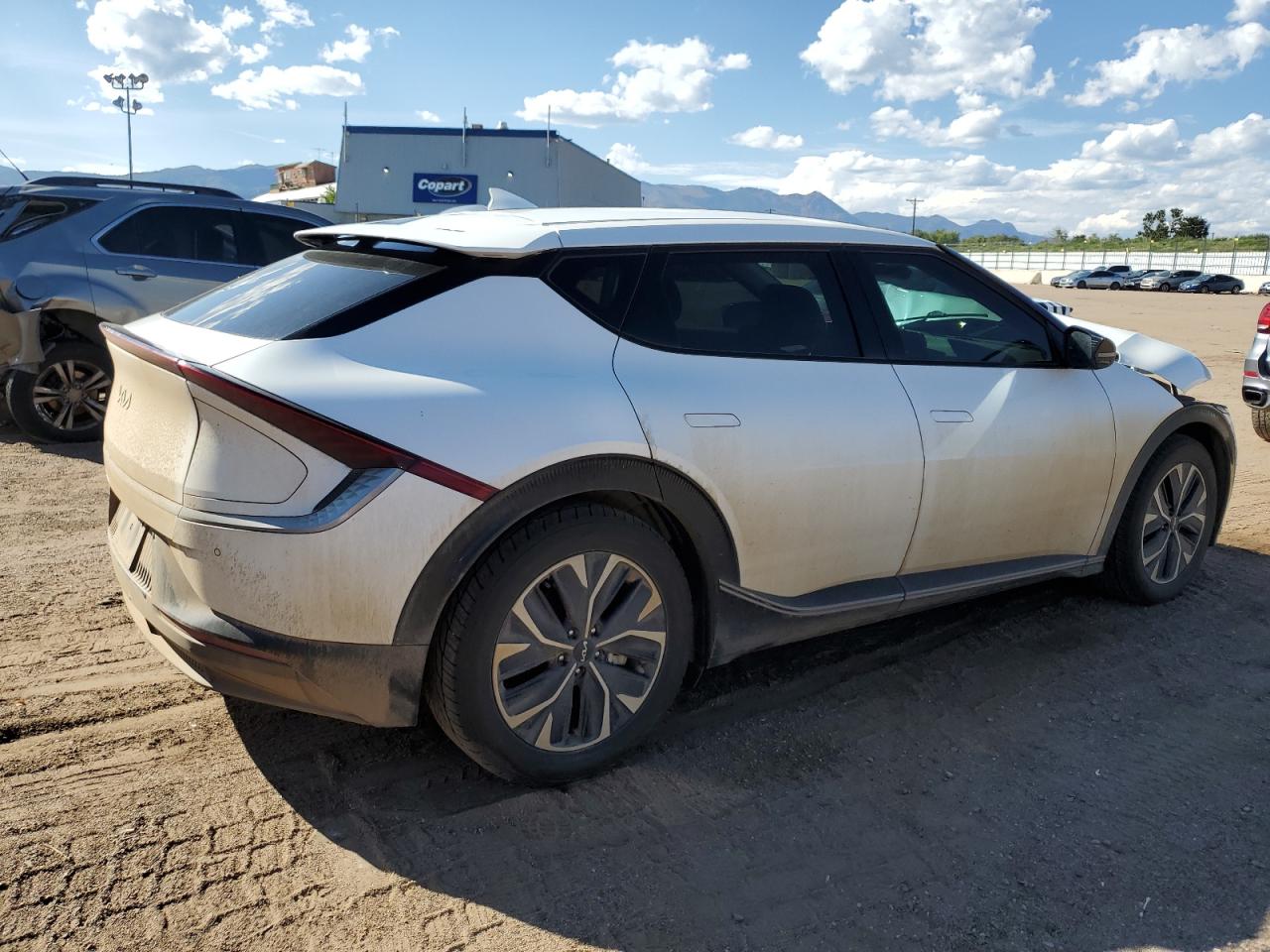 2022 Kia Ev6 Light white null electric KNDC3DLC1N5030684 photo #4