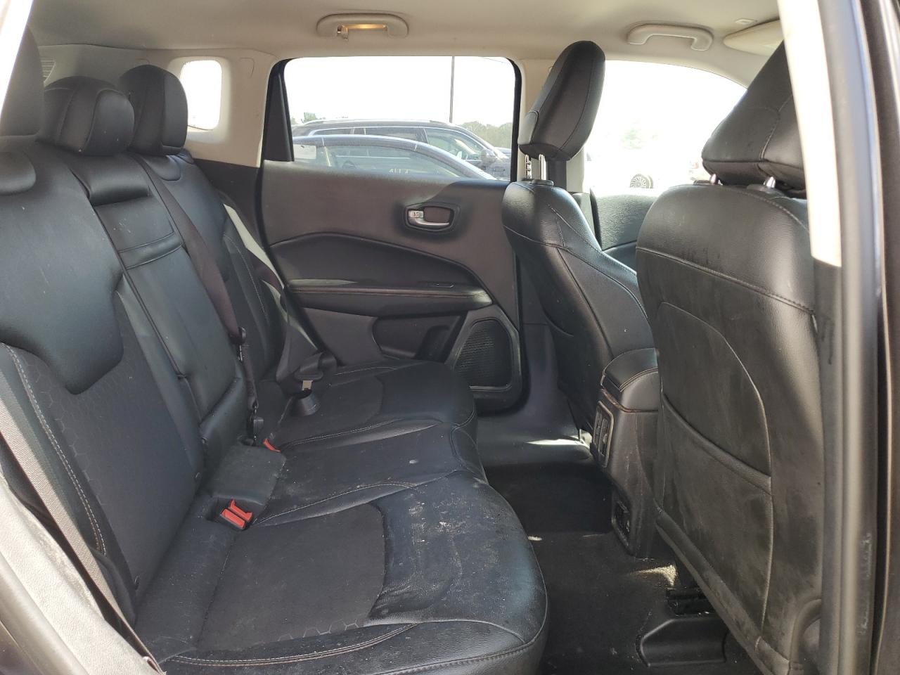 2018 Jeep Compass Latitude VIN: 3C4NJDBB7JT434588 Lot: 70859875