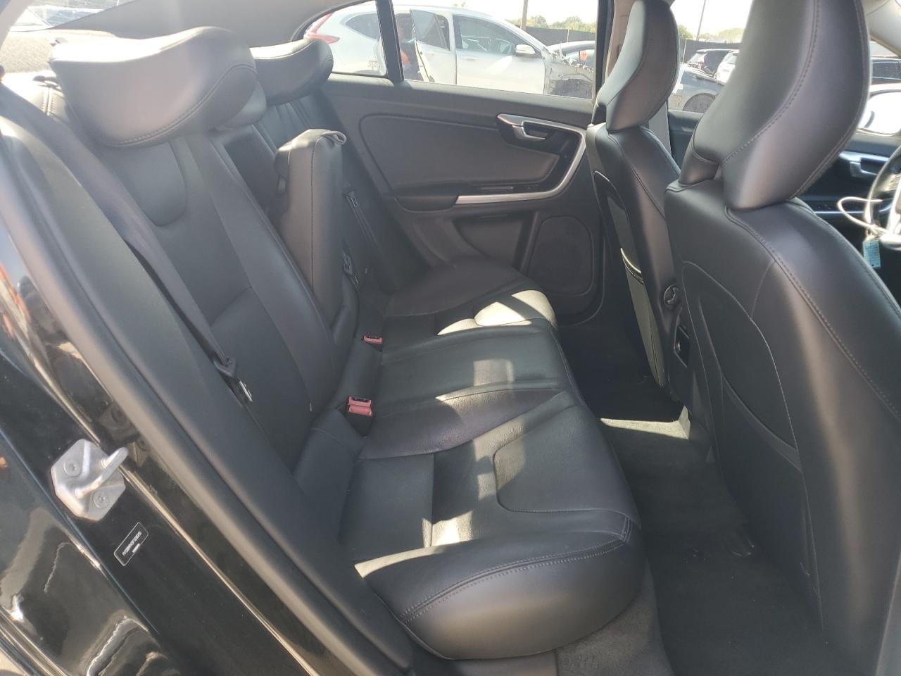 2015 Volvo S60 Premier VIN: YV126MFK5F1336215 Lot: 71635005