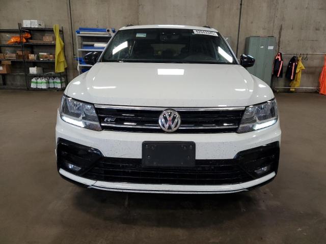  VOLKSWAGEN TIGUAN 2021 Белы